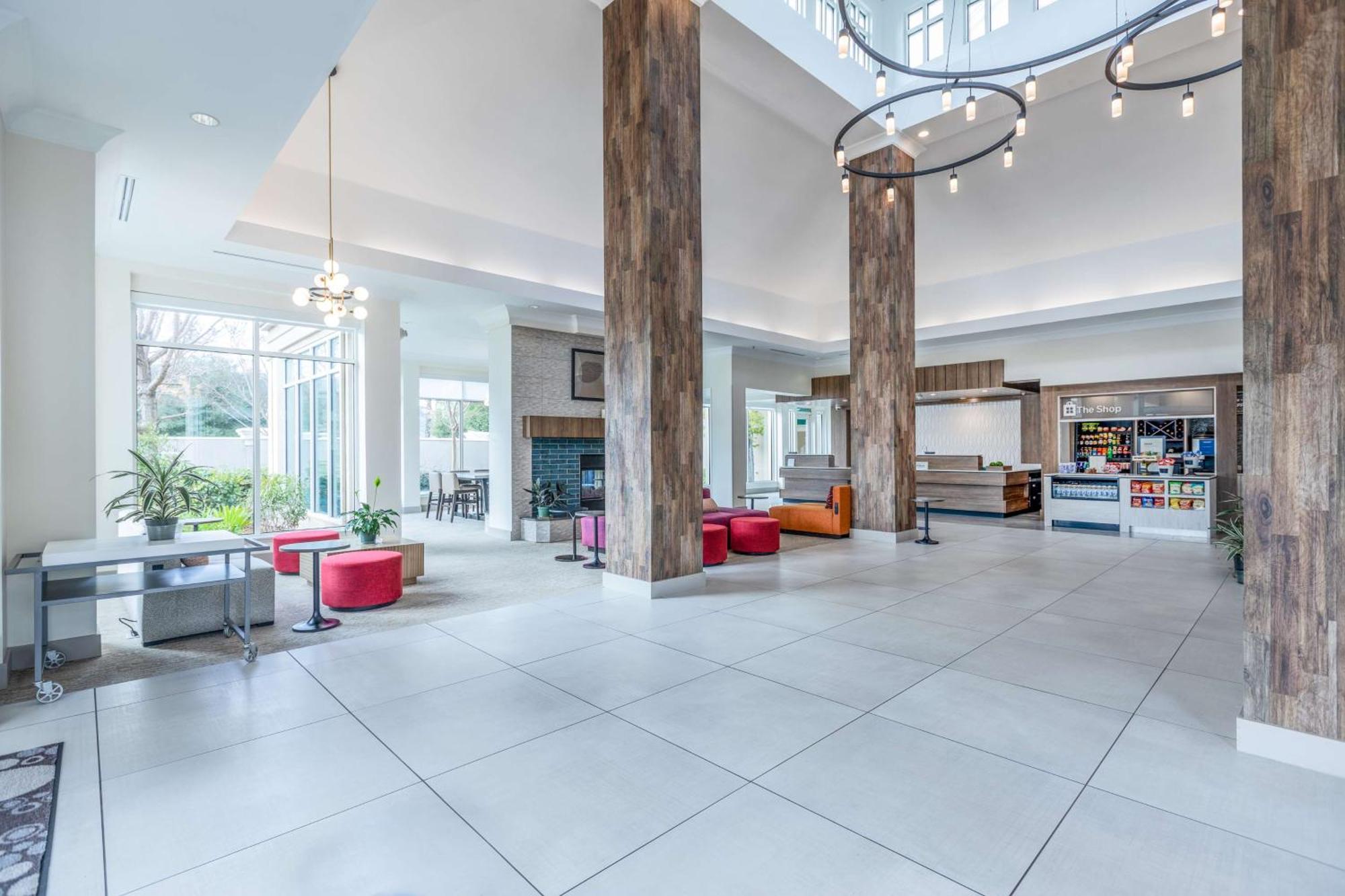 Hilton Garden Inn Gilroy Eksteriør bilde