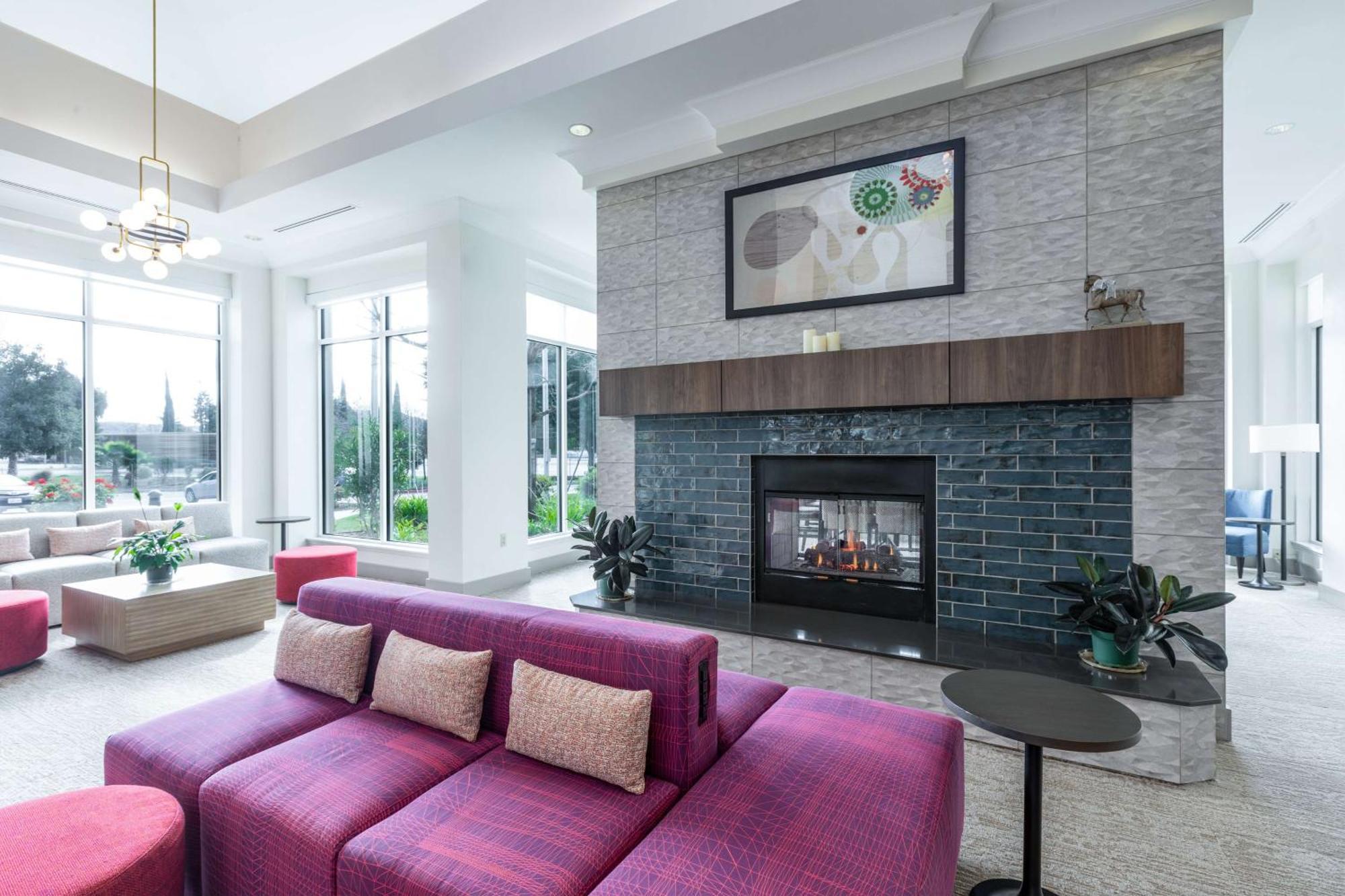 Hilton Garden Inn Gilroy Eksteriør bilde