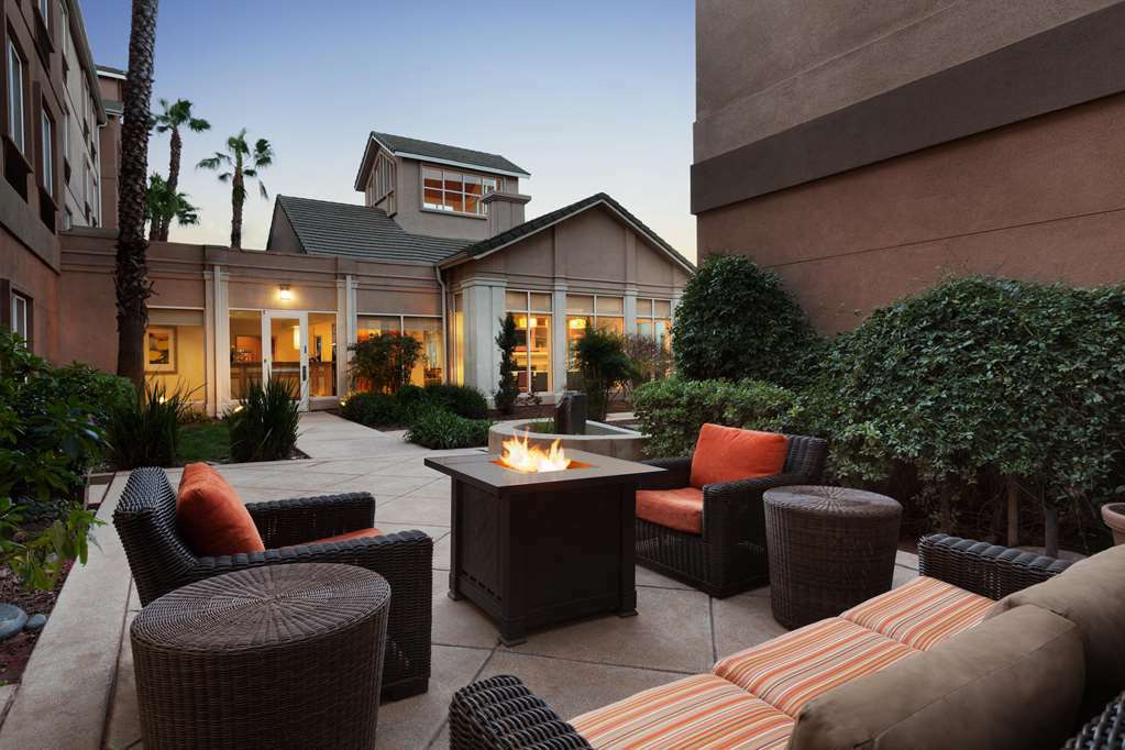 Hilton Garden Inn Gilroy Eksteriør bilde